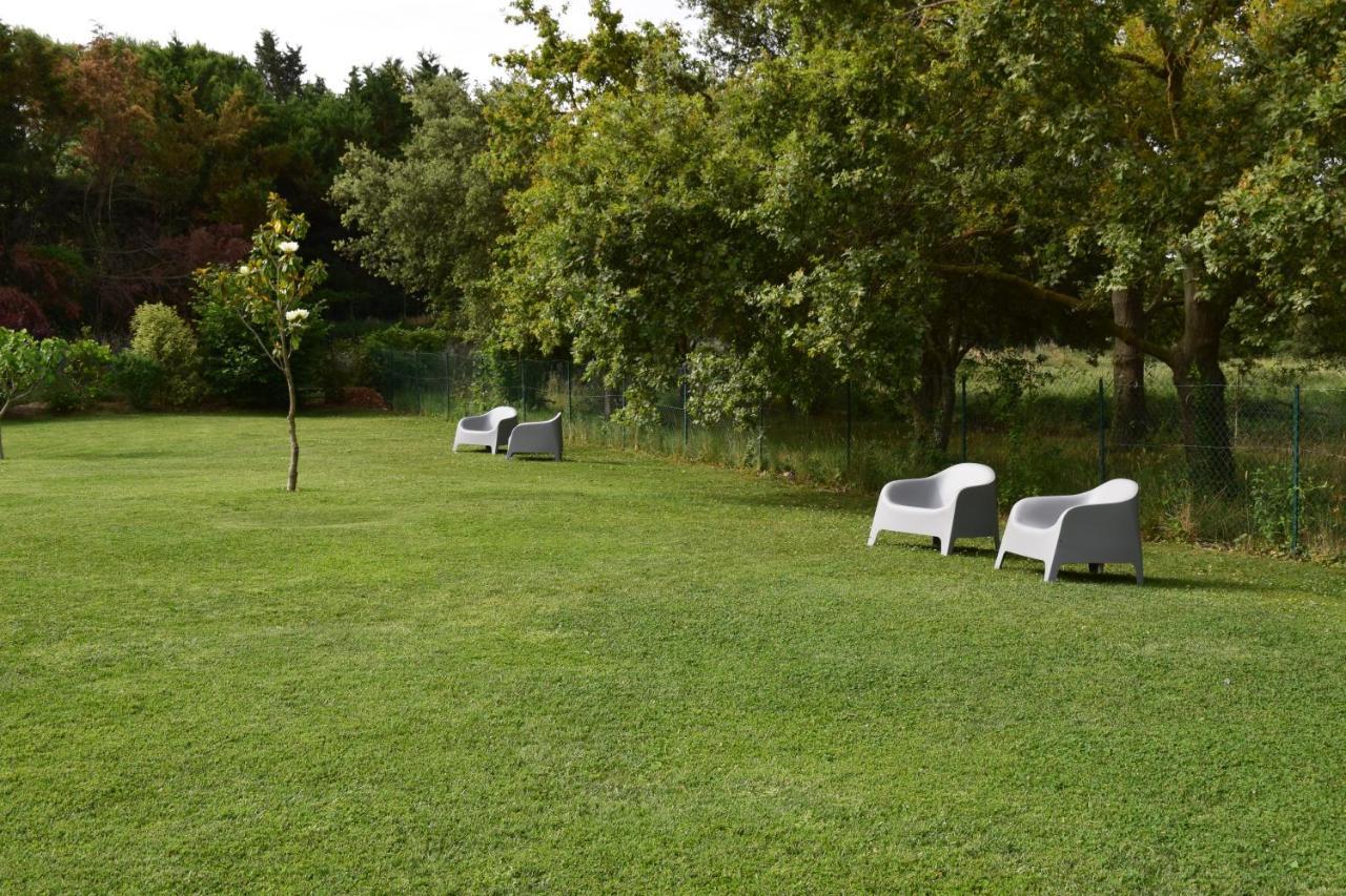 Ici Et La - Chambres D'Hotes Velleron Extérieur photo