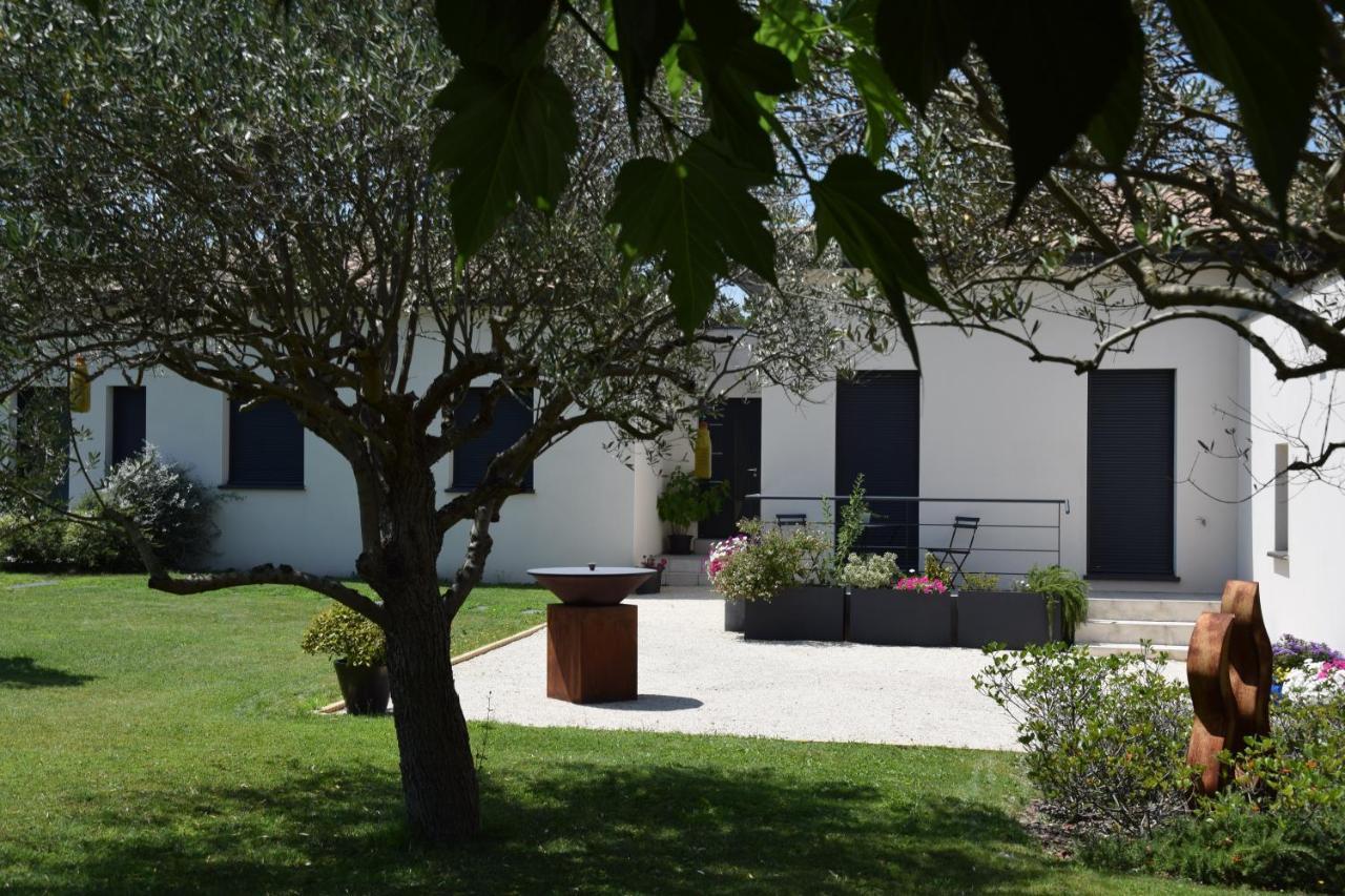 Ici Et La - Chambres D'Hotes Velleron Extérieur photo
